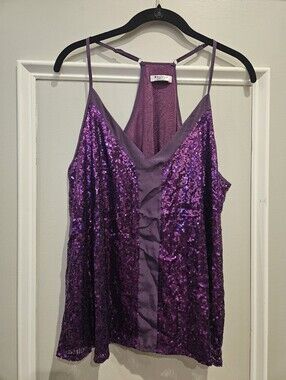 Beyove razer back v-neck spaghetti strap fuchsia sequin cami.